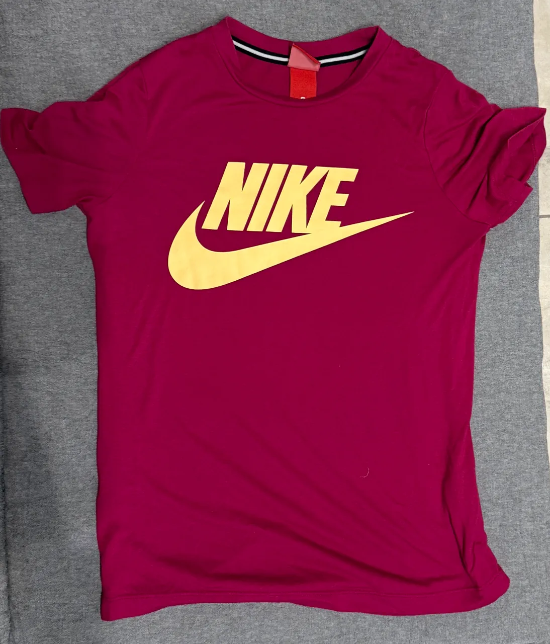 Nike · Talle S
