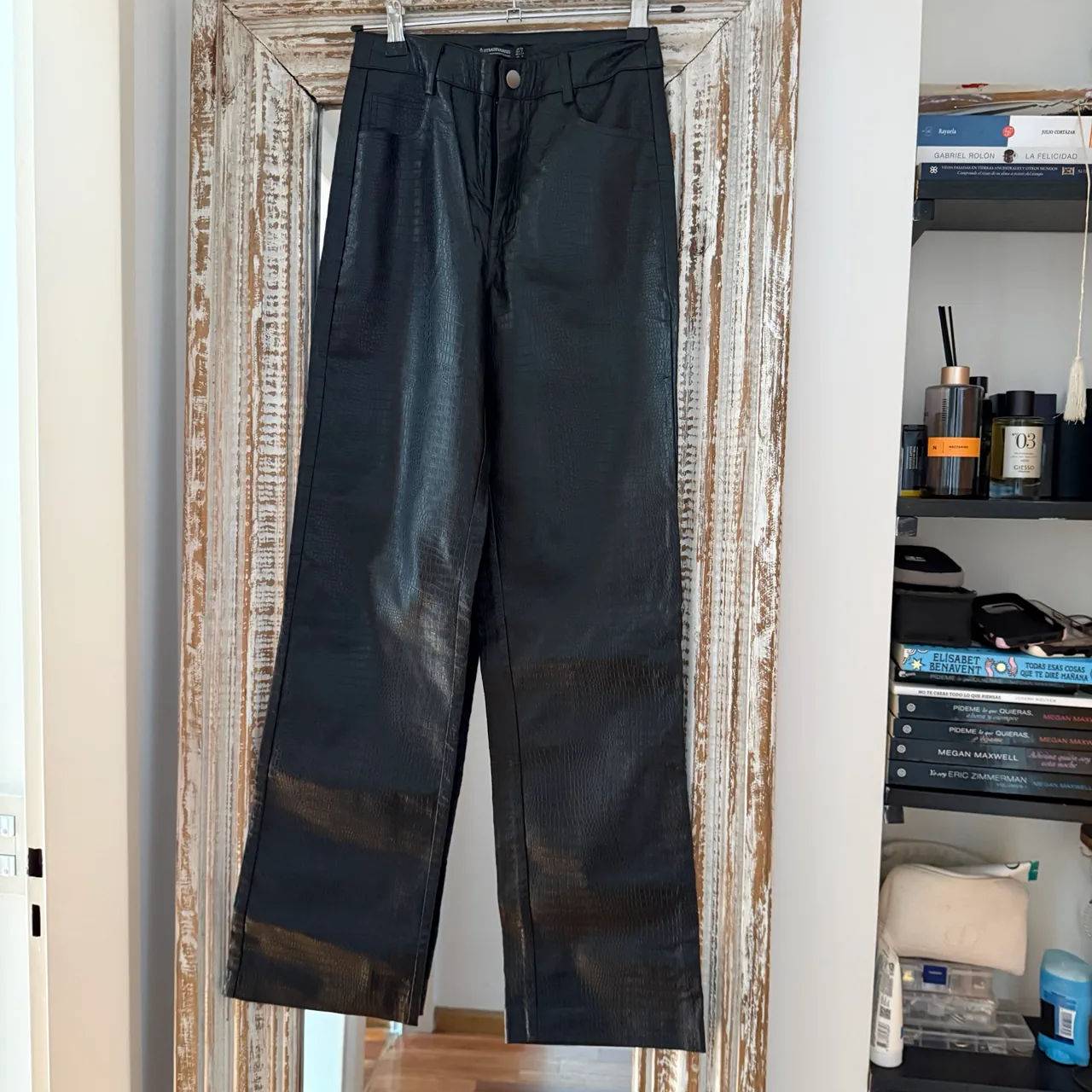 Pantalón Stradivarius - imagen 1
