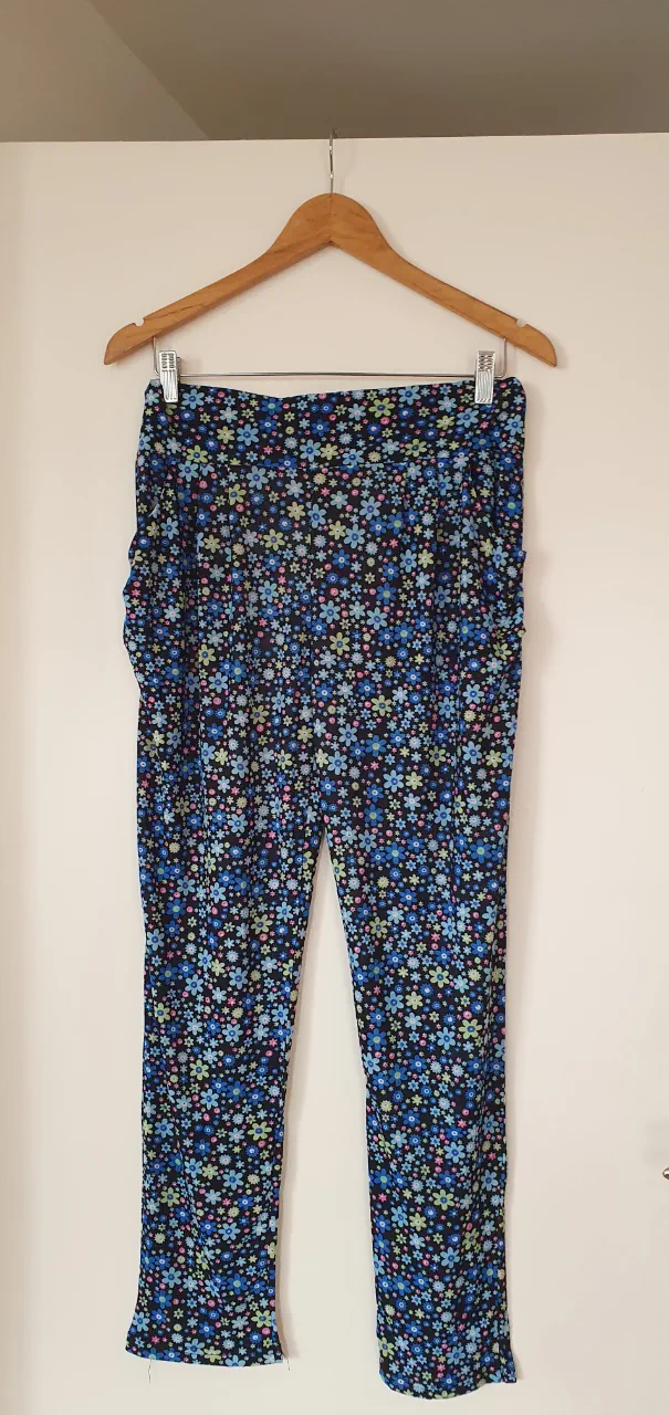 Pantalón Sin · Talle L