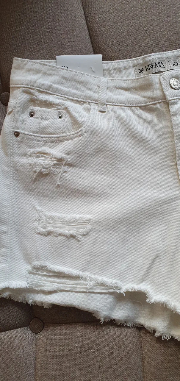 Short Kremia · Talle MEX/ARG 30