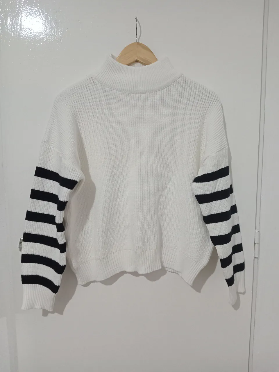 Sweater Otro · Talle L