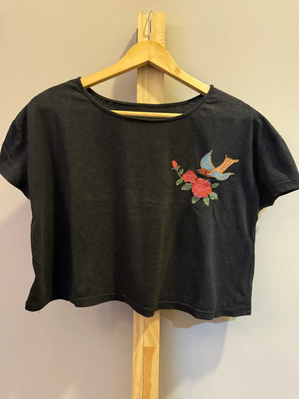 Remera KIWANO · Talle M
