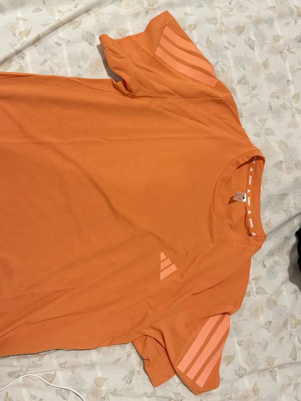 Remera adidas - imagen 1