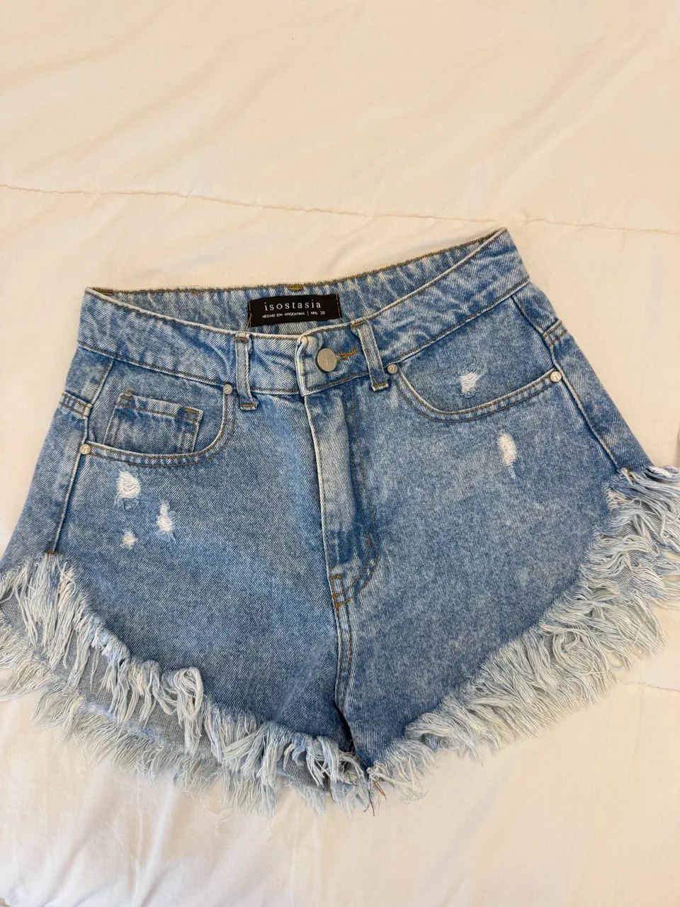 Short Isostasia - imagen 1