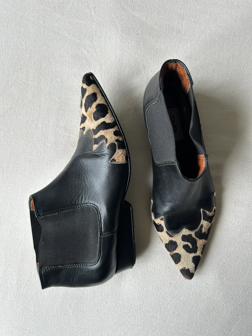 Botines CHER. - imagen 1
