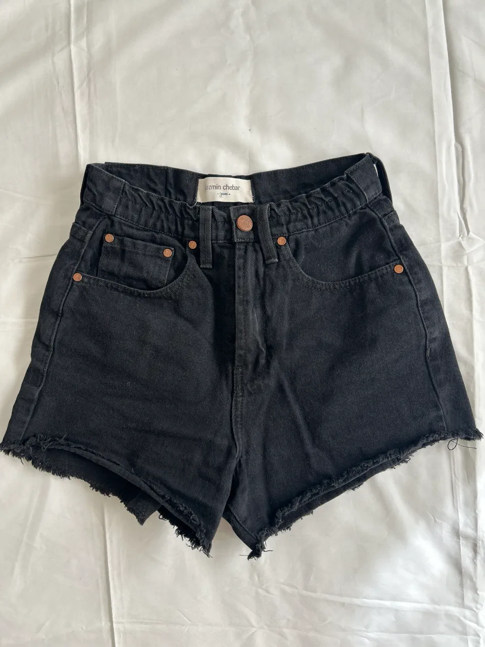 Short Jazmín Chebar · Talle US 22