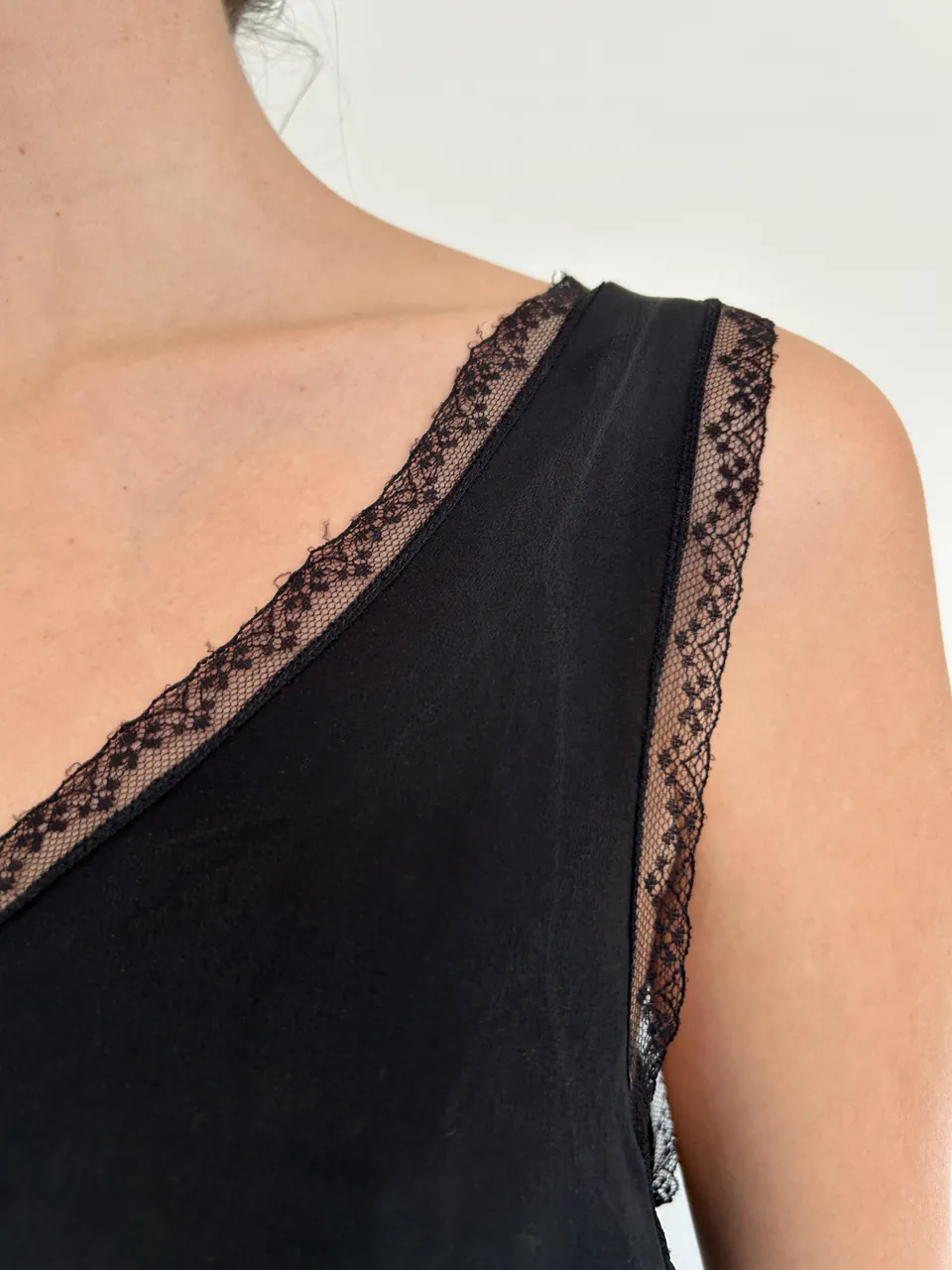 Musculosa Etiqueta Negra · Talle S