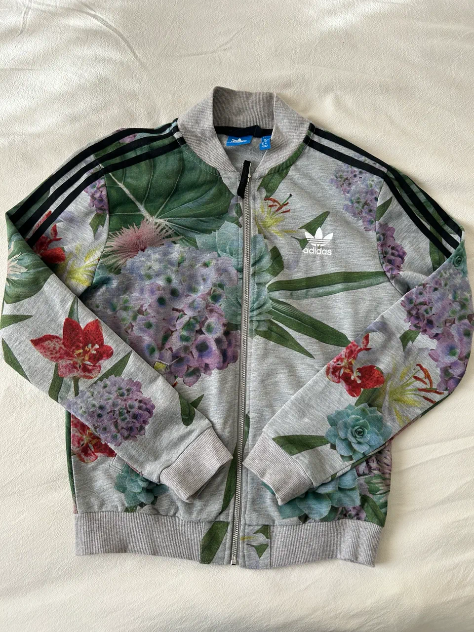 Buzo adidas - imagen 1