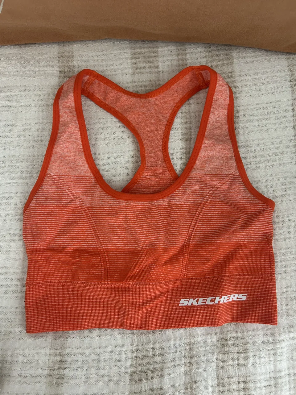 Top Skechers · Talle S