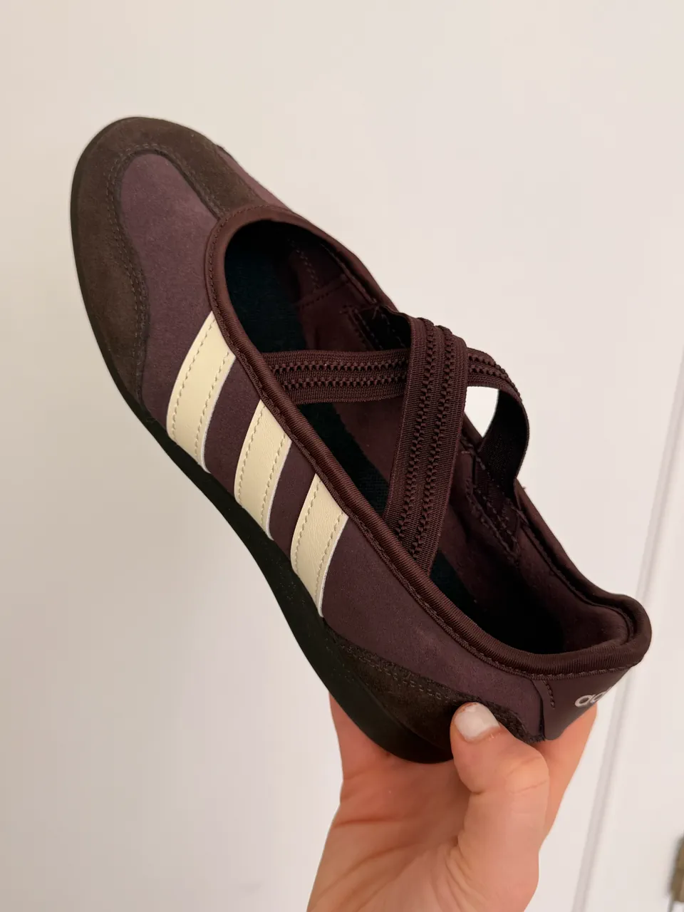 adidas · Talle US 7