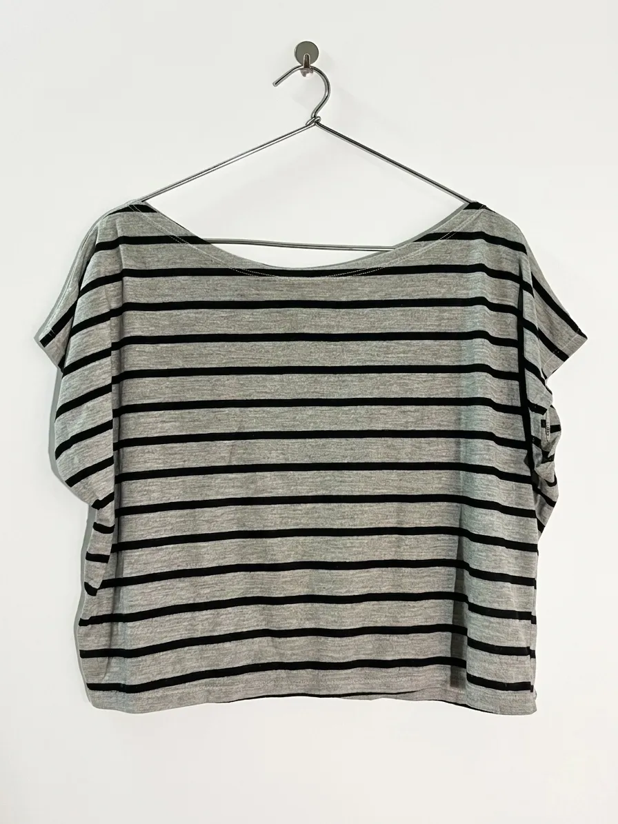 Remera Génerico, vintage - imagen 1