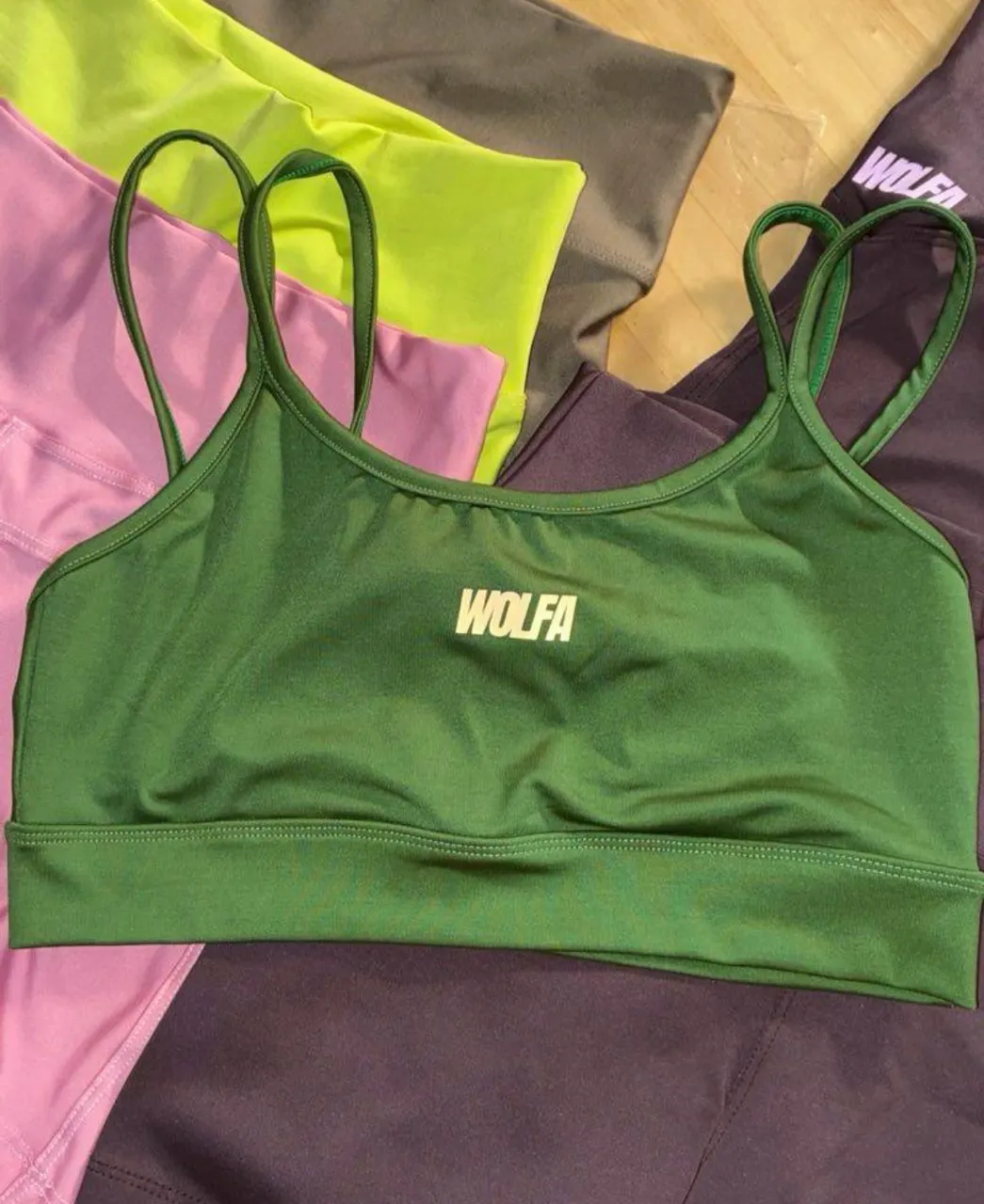 Wolfa · Talle M