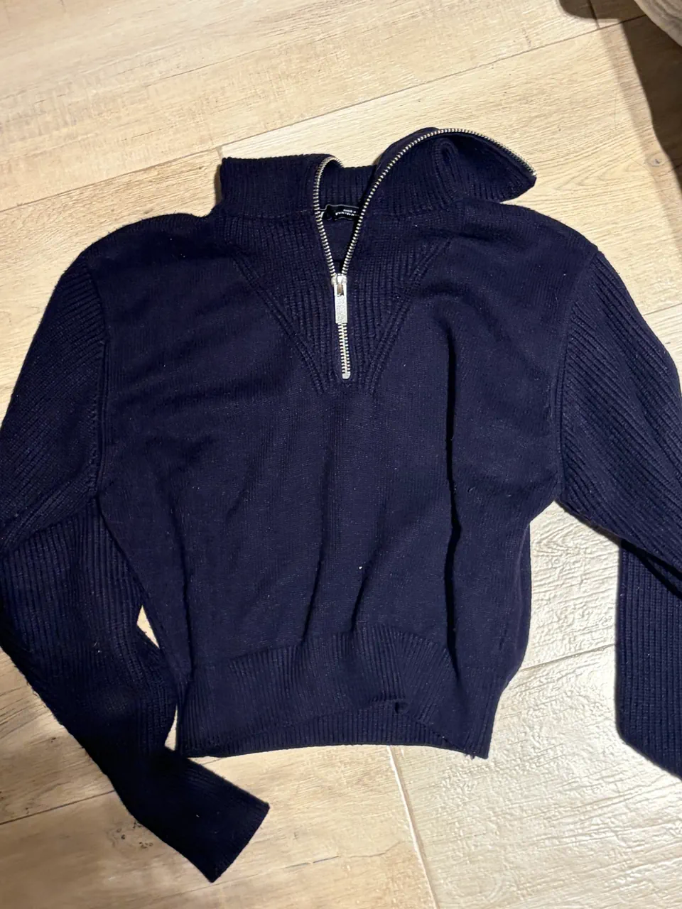 Sweater Zara · Talle M