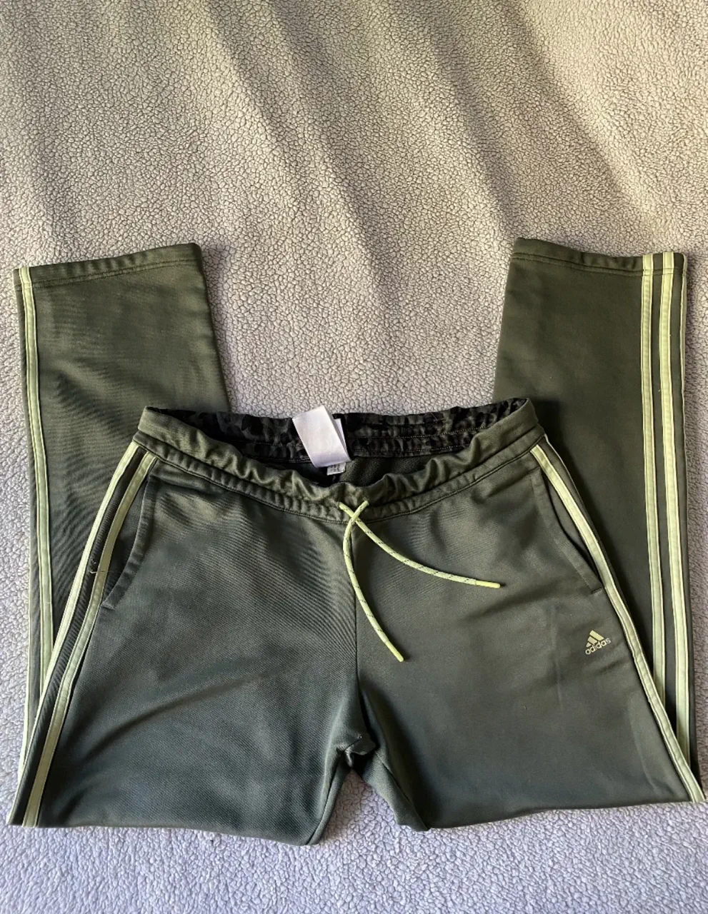 Babucha adidas · Talle M