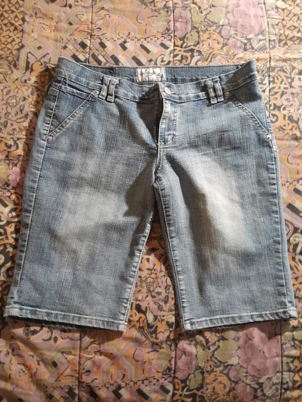 Bermuda Nahana jeans · Talle MEX/ARG 40