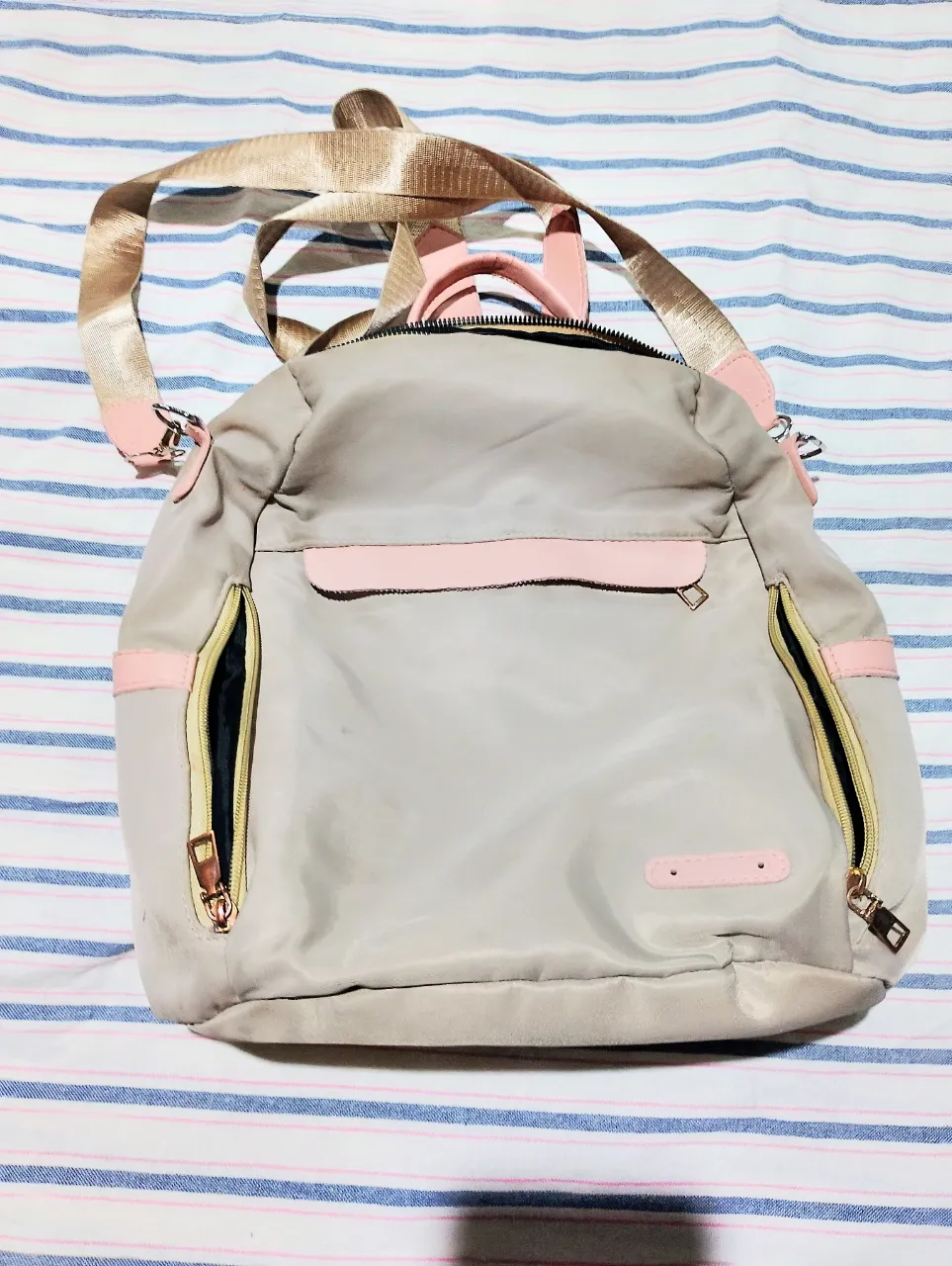 Mochila A ≠ - imagen 1