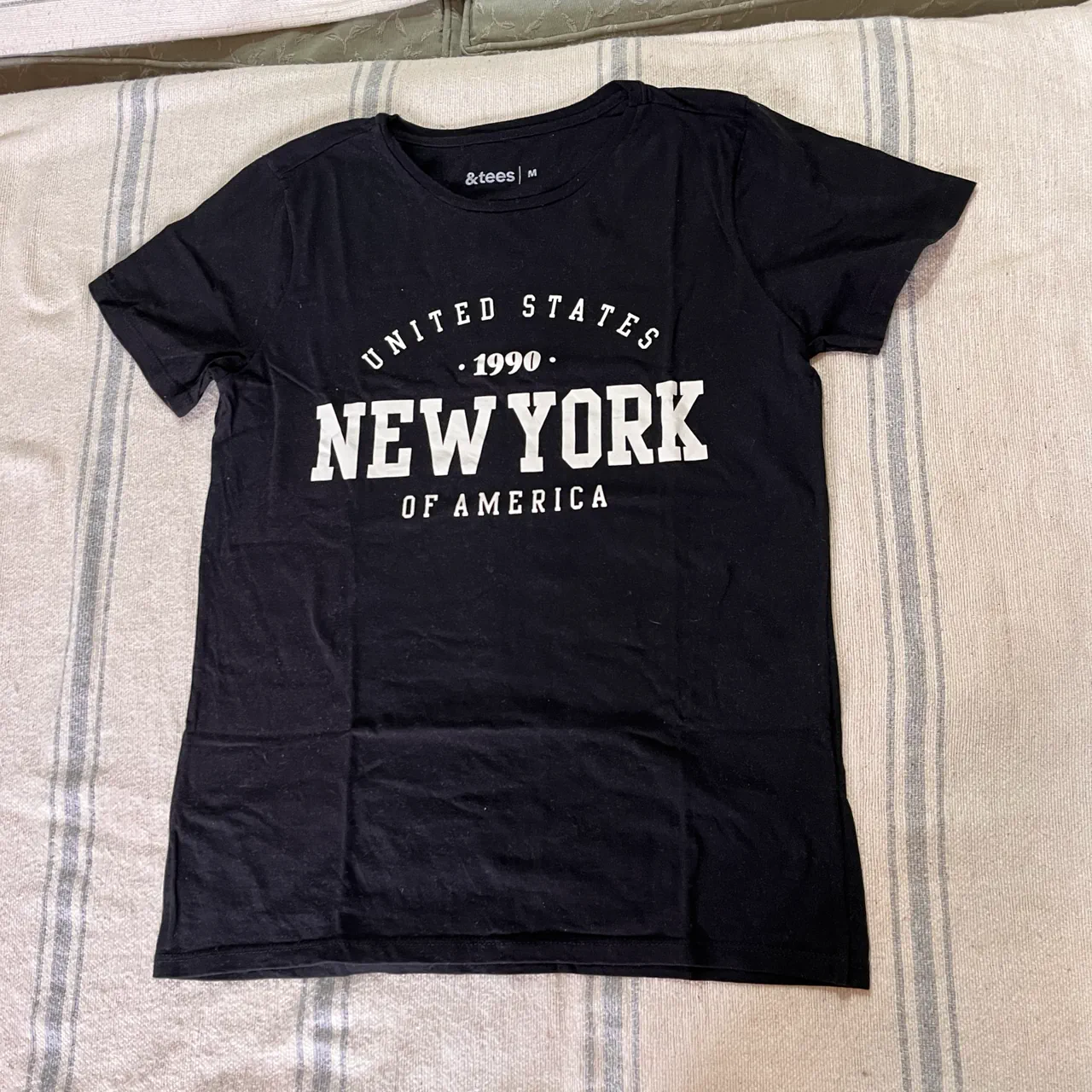 &tees · Talle M