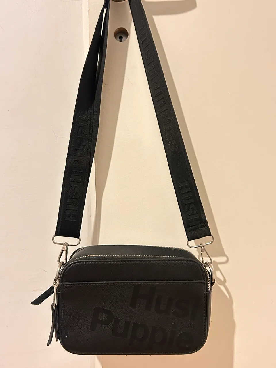 Bandolera Hush Puppies