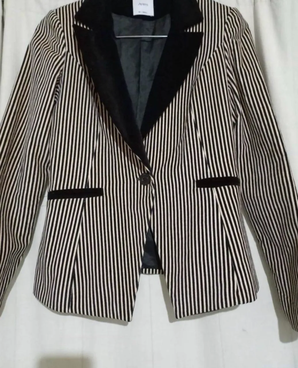 Blazer Ayres - imagen 1