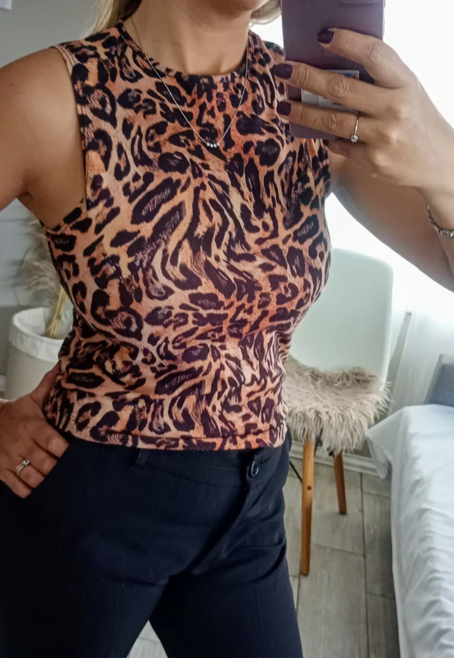Musculosa A.. · Talle único