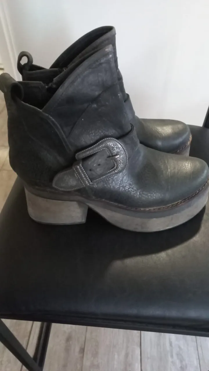 Botas A.. - imagen 2