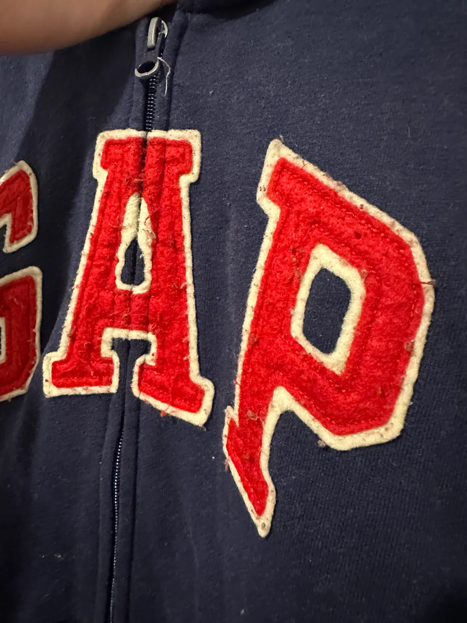 Buzo GAP - imagen 3