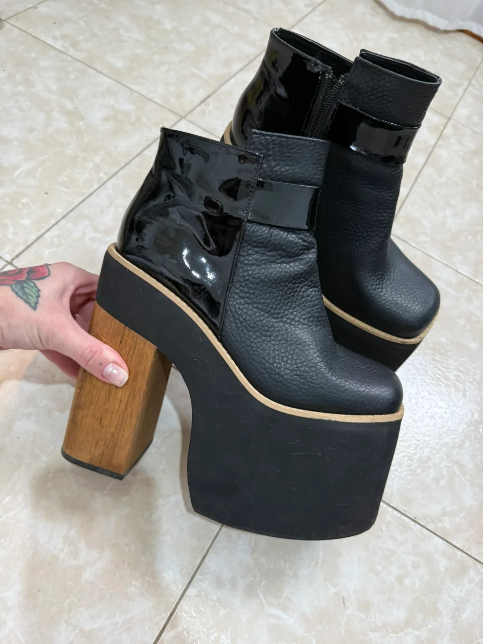 Botas Miux - imagen 1