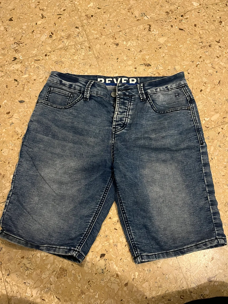 Bermuda REVER · Talle M