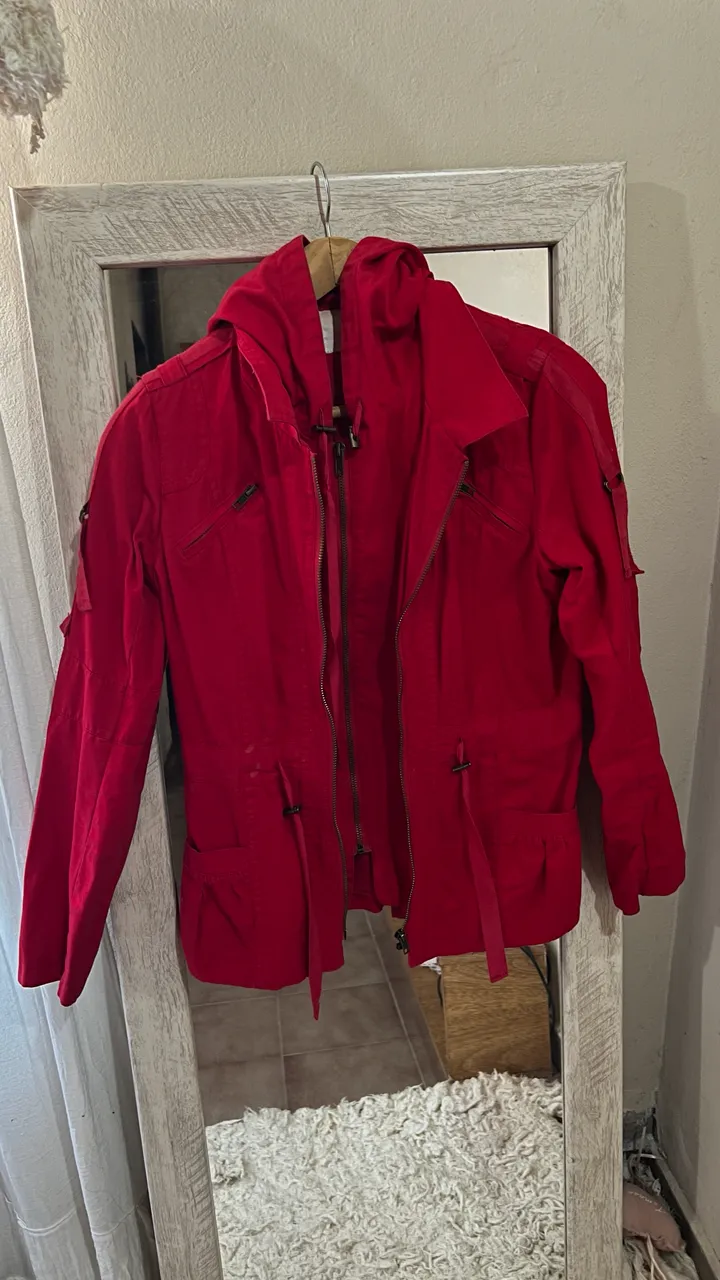 Campera A ≠ - imagen 1