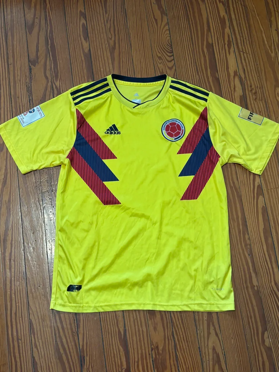 Camiseta adidas - imagen 1