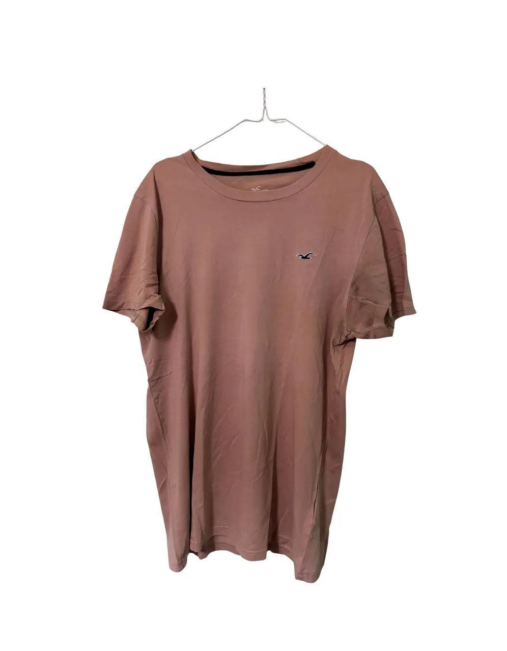 Remera Hollister · Talle M