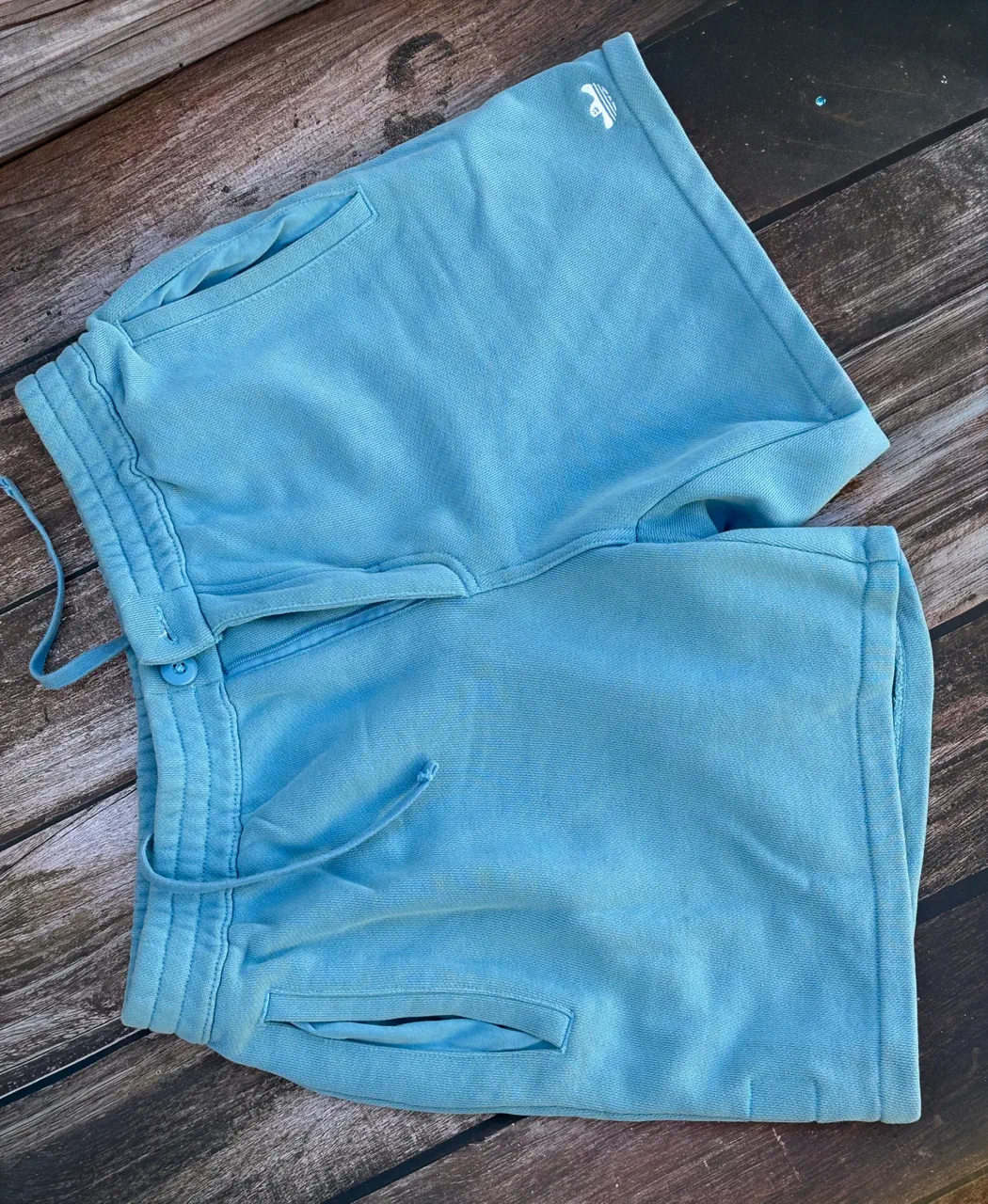 Short adidas · Talle S