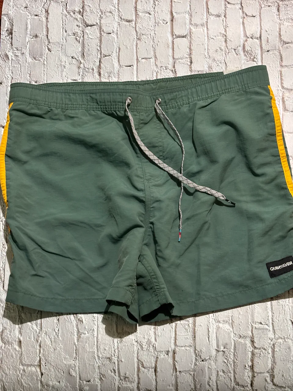 Quiksilver · Talle L