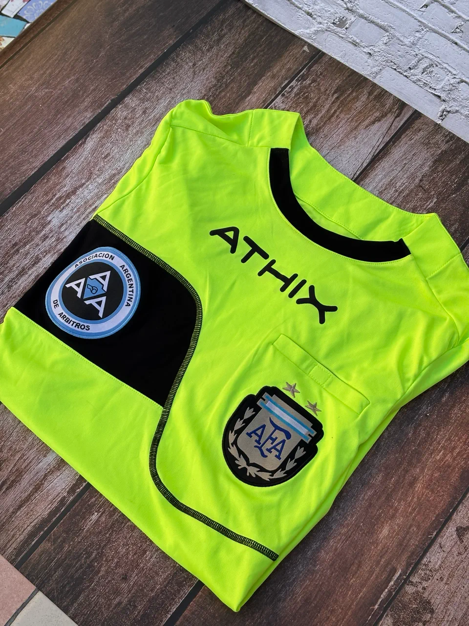 Athix · Talle M