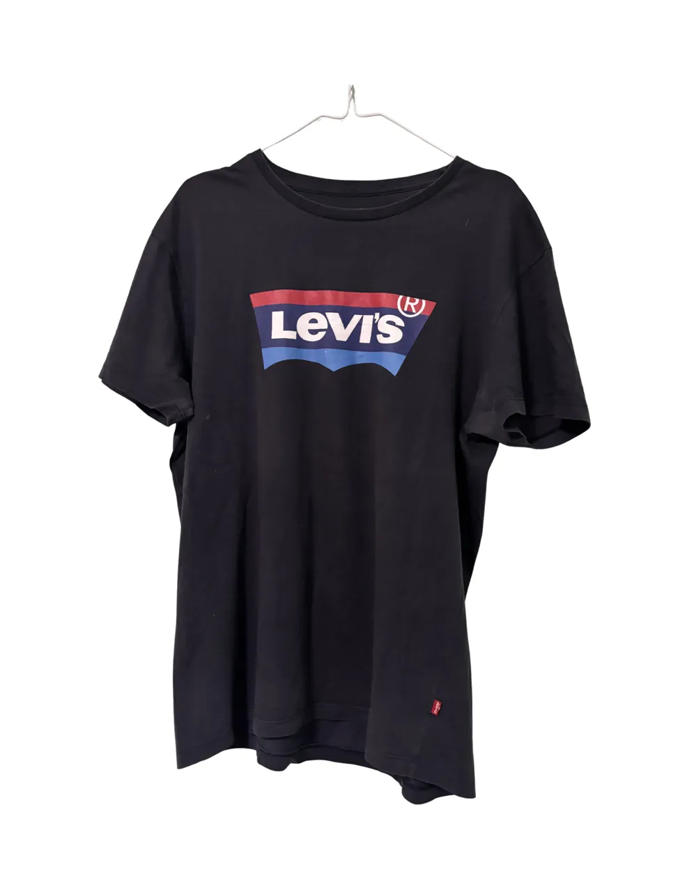 Remera Levi's · Talle M