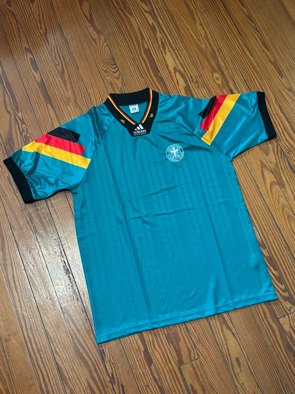 Remera adidas - imagen 1