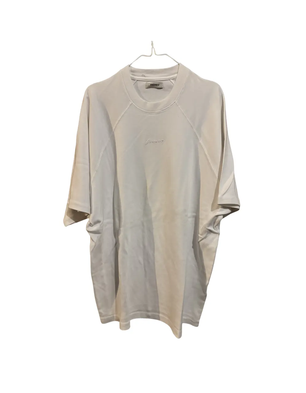Remera Freres · Talle M