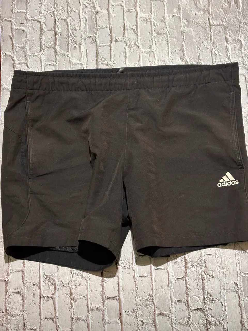 adidas · Talle M