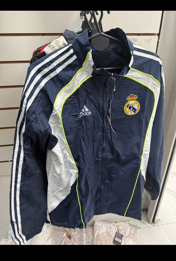 Campera adidas - imagen 1