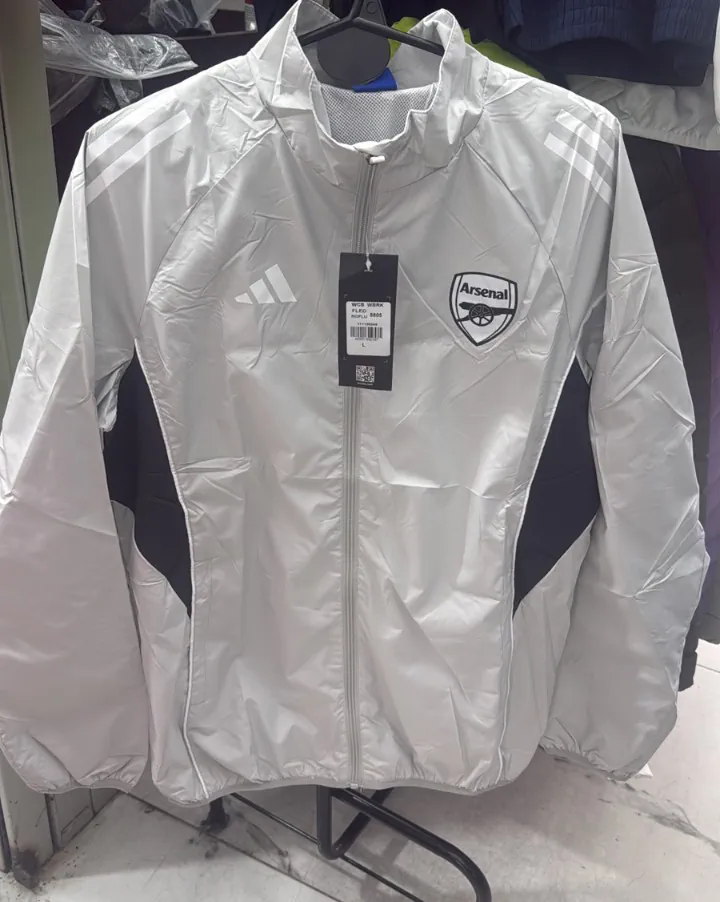 Campera adidas - imagen 1