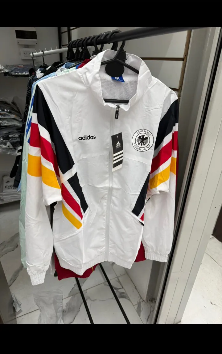 Campera adidas - imagen 1