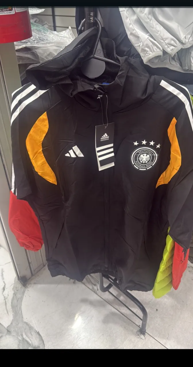 Campera adidas - imagen 1