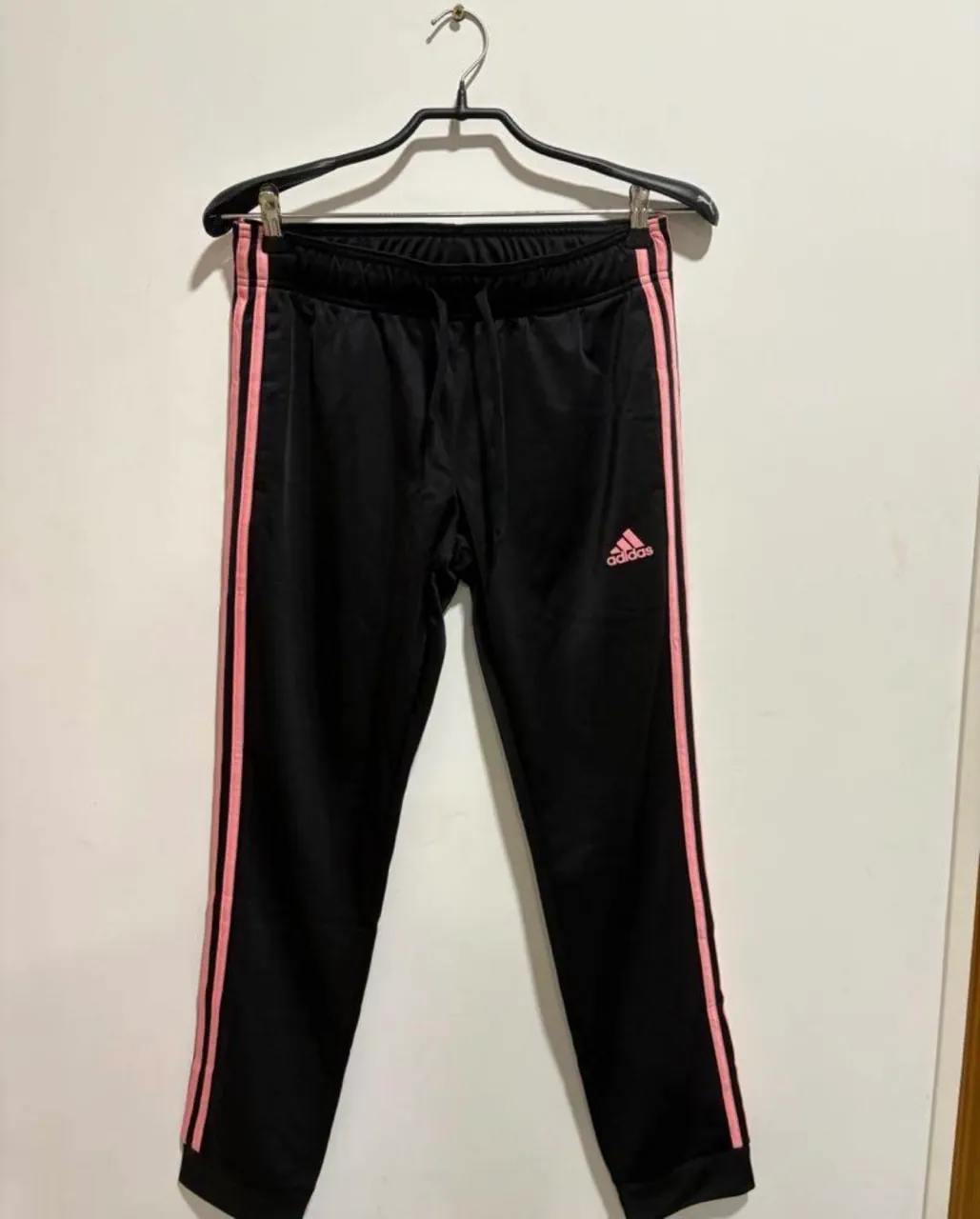 adidas · Talle S