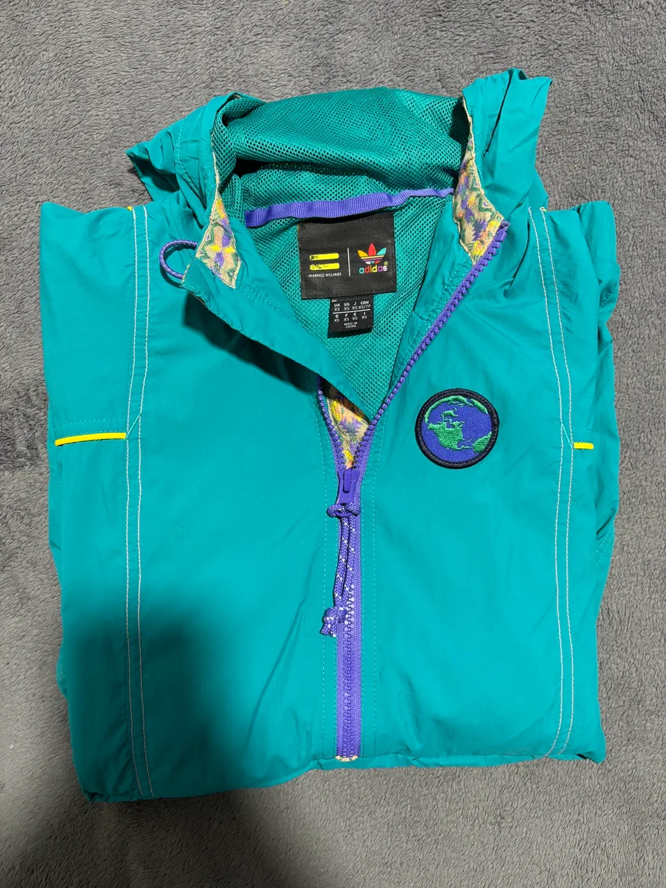 Buzo adidas - imagen 1