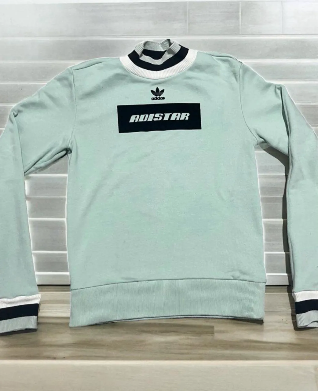 Buzo adidas - imagen 1