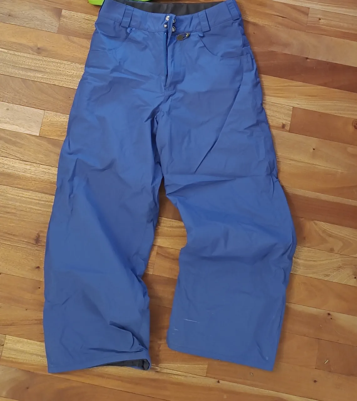 Ropa deportiva Volcom · Talle L