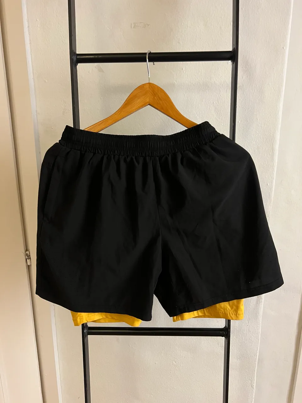 Short Urban Outfitters - imagen 1