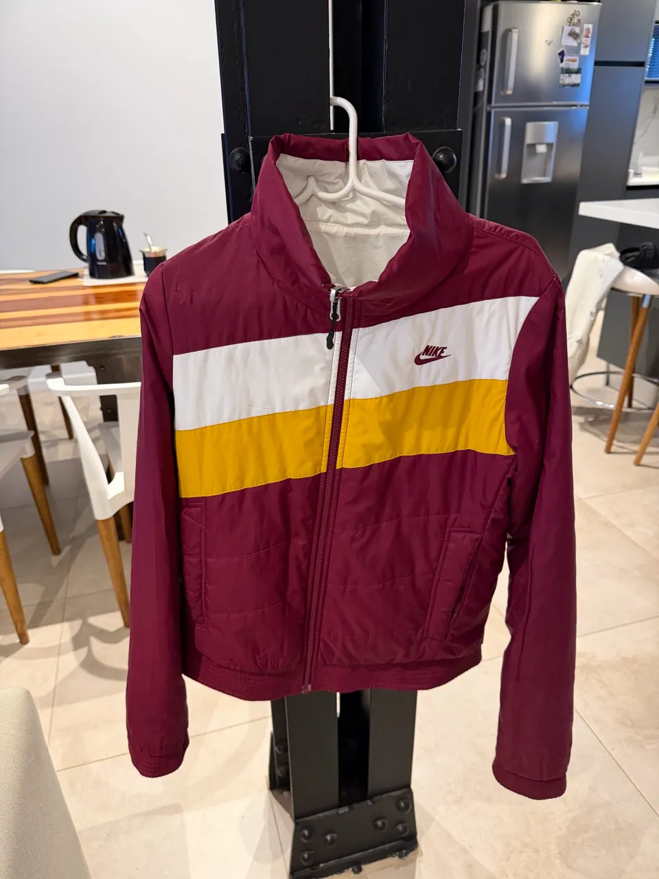 Campera Nike · Talle S