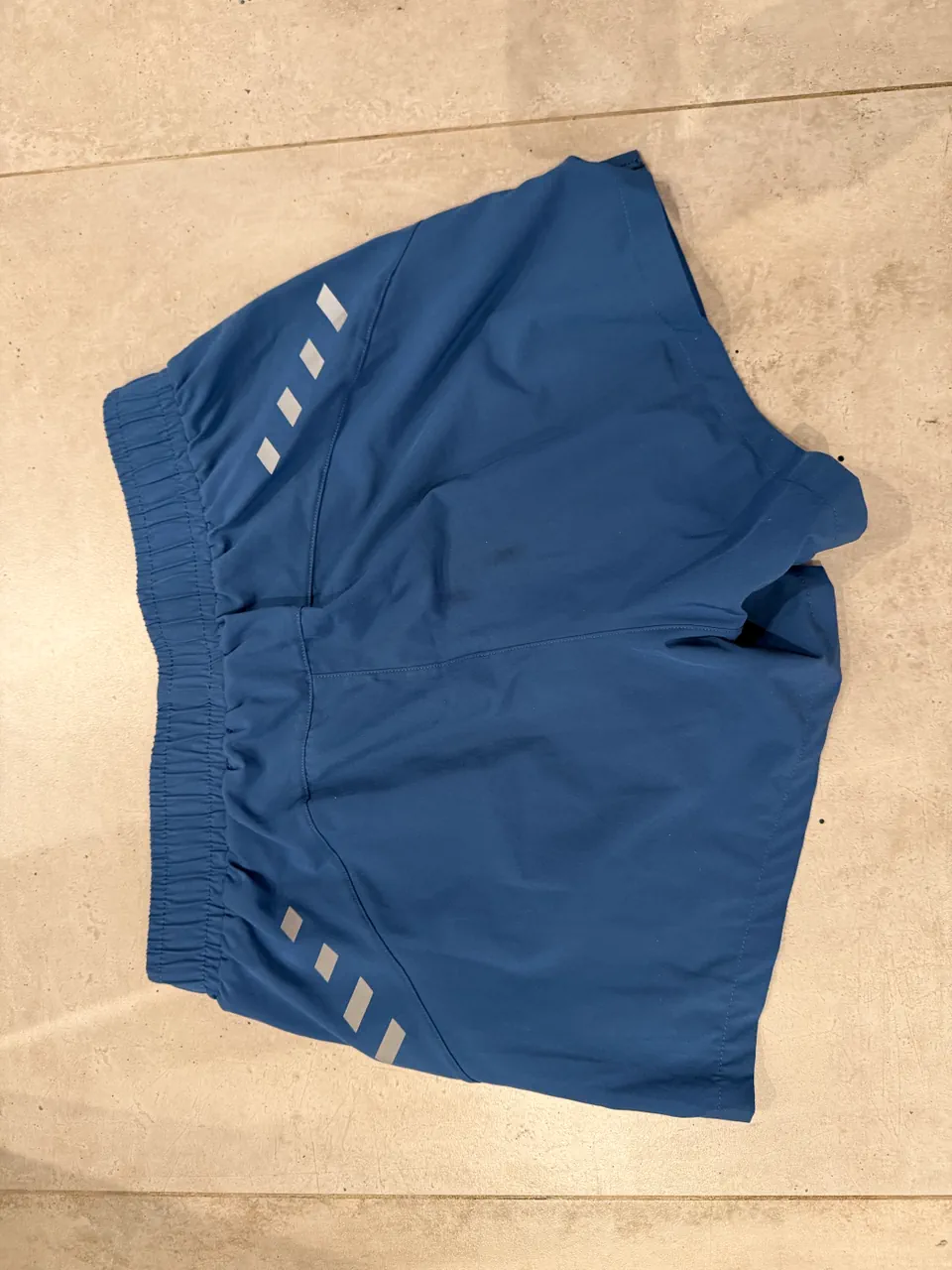 Short I run · Talle M