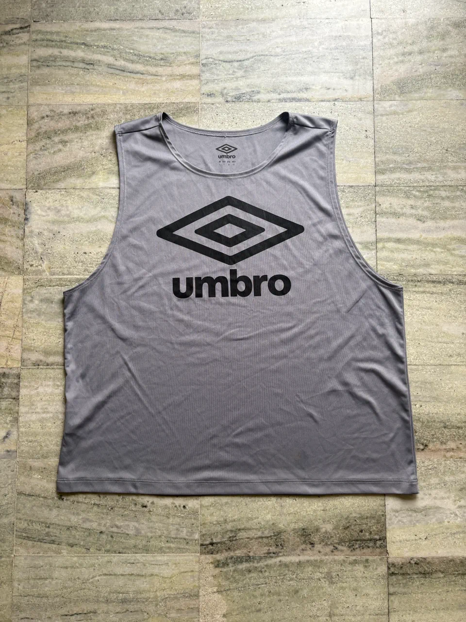 Musculosa Umbro · Talle único